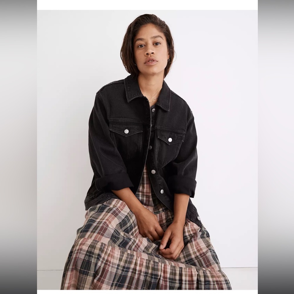 Madewell Oversized Trucker Jean Jacket in Washed Black